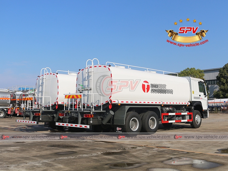 SPV-vehicle - 25,000 Litres Water Transport Truck SINOTRUK - Right Back Side View